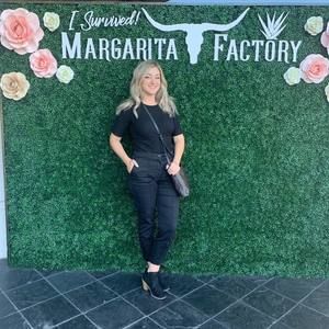 Meet your Posher, Kayla